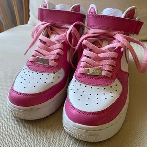 Pink & White Nike Air Force ones size 5.5 Youth (woman’s 7)